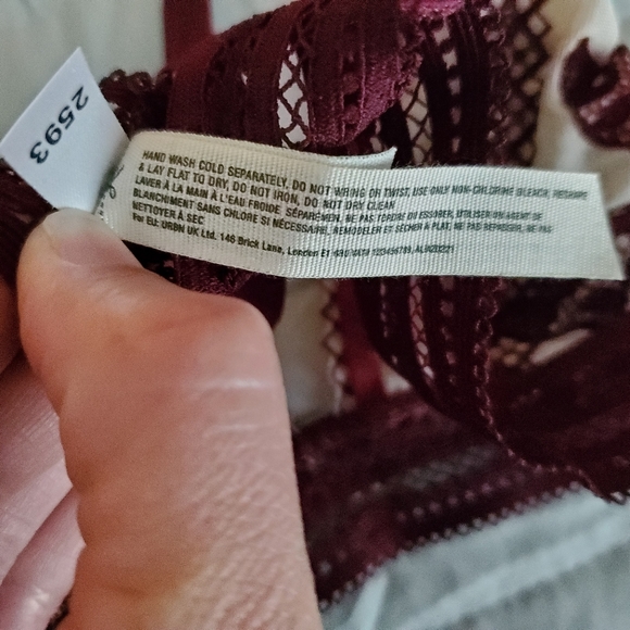 BUNDLE OF 2❣❣NWT💕Free People Alia Bralettes - Picture 14 of 16